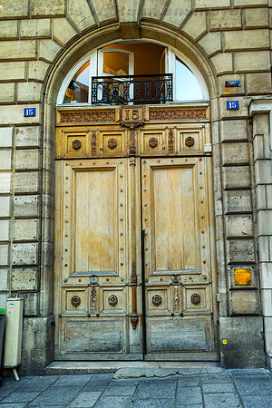 0 Door 15, Paris, France