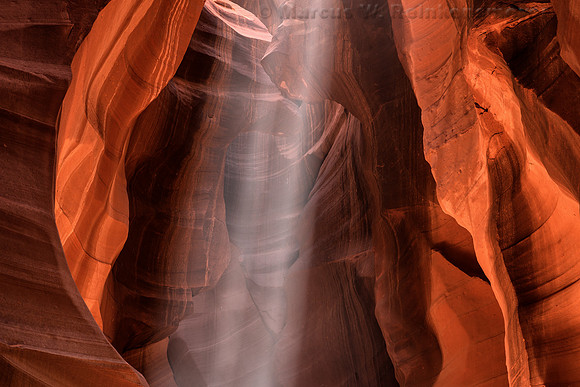 Upper Antelope Canyon Light Ray 1