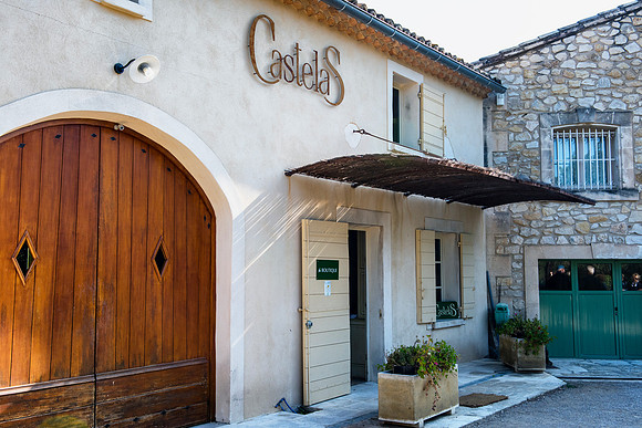 10 Castelas Olive Oil 1
