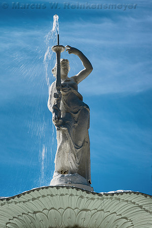 Savannah Foley Square Central Figurine