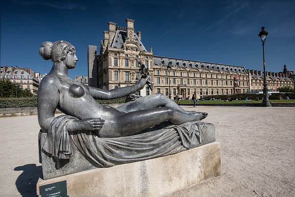 0 Louvre, Monument a Cezanne, Paris, France