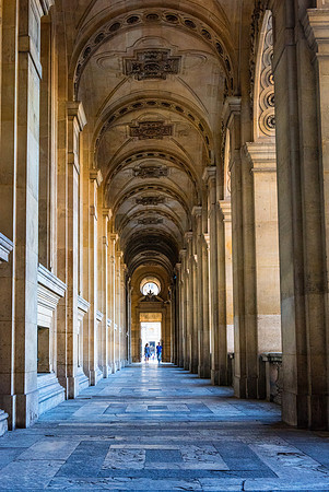 2 Louvre Walkway, Paris, France