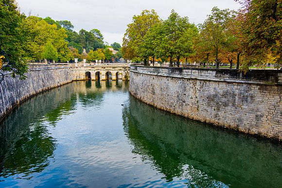 3 Canal Bend, Nimes, France