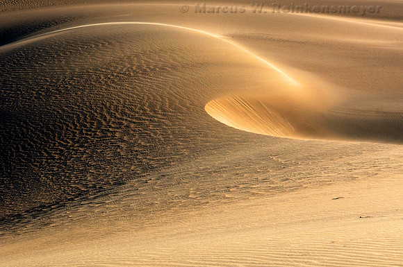 High winds and blowing sands in a sand storm at Mesquite Flat Dunes, located near Stove Pipe Wells in Death Valley National Park, California.