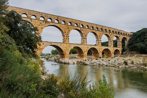 3 Provence Pont Du Gard, Gardon River, France 0