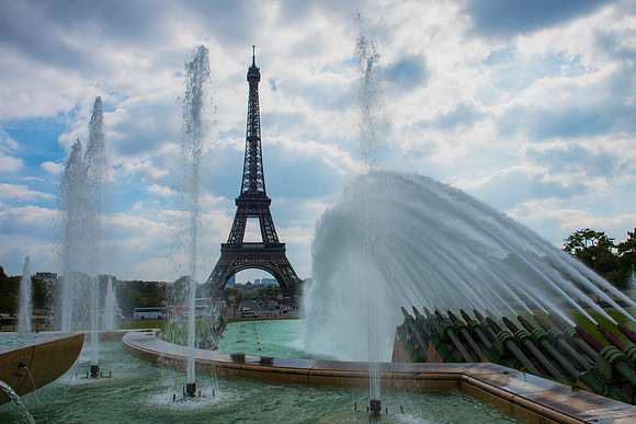 2 Water Cannons, Paris, France