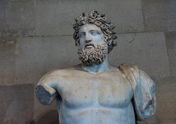 2 Louvre Art, Horus Albani, Paris, France