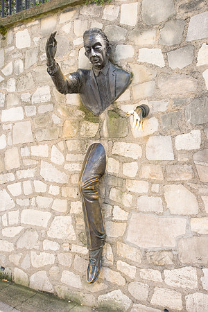 2 Man Who Could Walk Through Walls, Montmartre Artists Square aka Place du Tertre, Paris, France