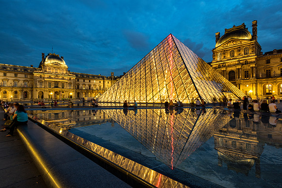 0 Louvre Palace and Pyramid 2, Paris, France